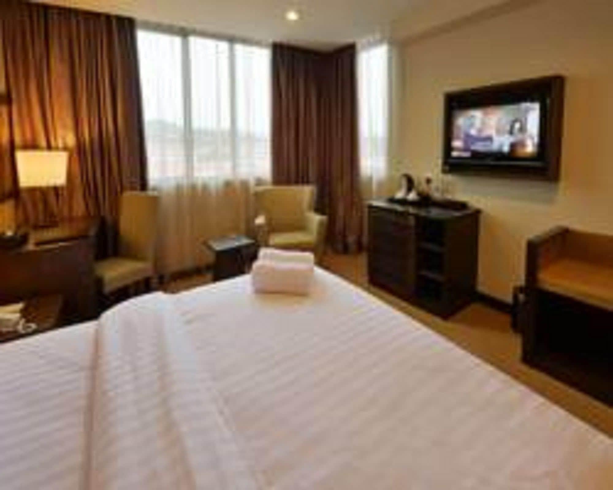 Lintas View Hotel Kota Kinabalu Exteriör bild